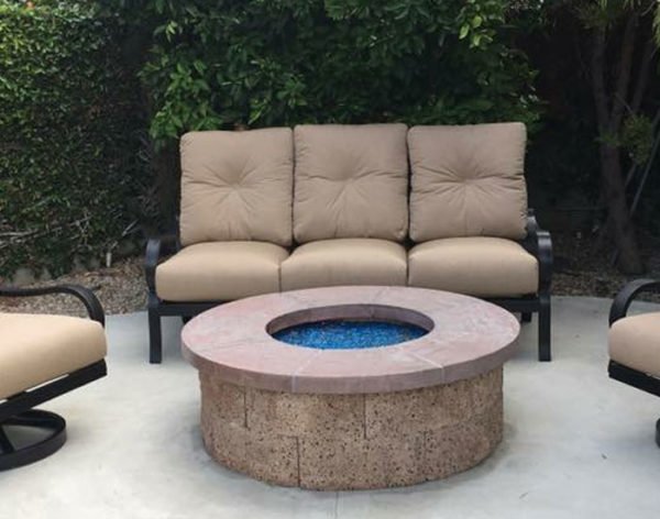 Scarlett Sofa With Cushions