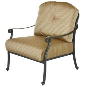 Sea Side Club Chair With Cushions