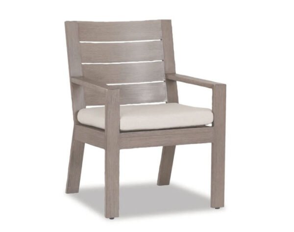 outdoor dining chair