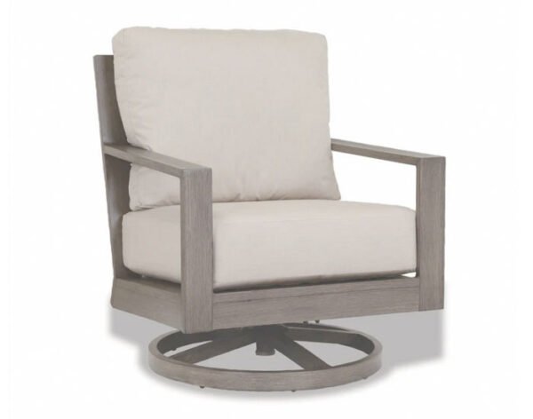 outdoor swivel club chair